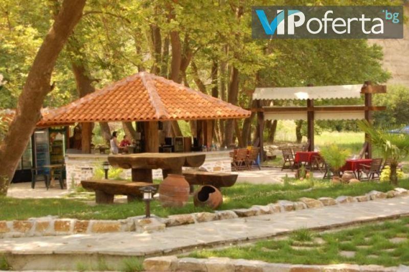 Парк - Хотел Макензен Melnik  Buitenkant foto