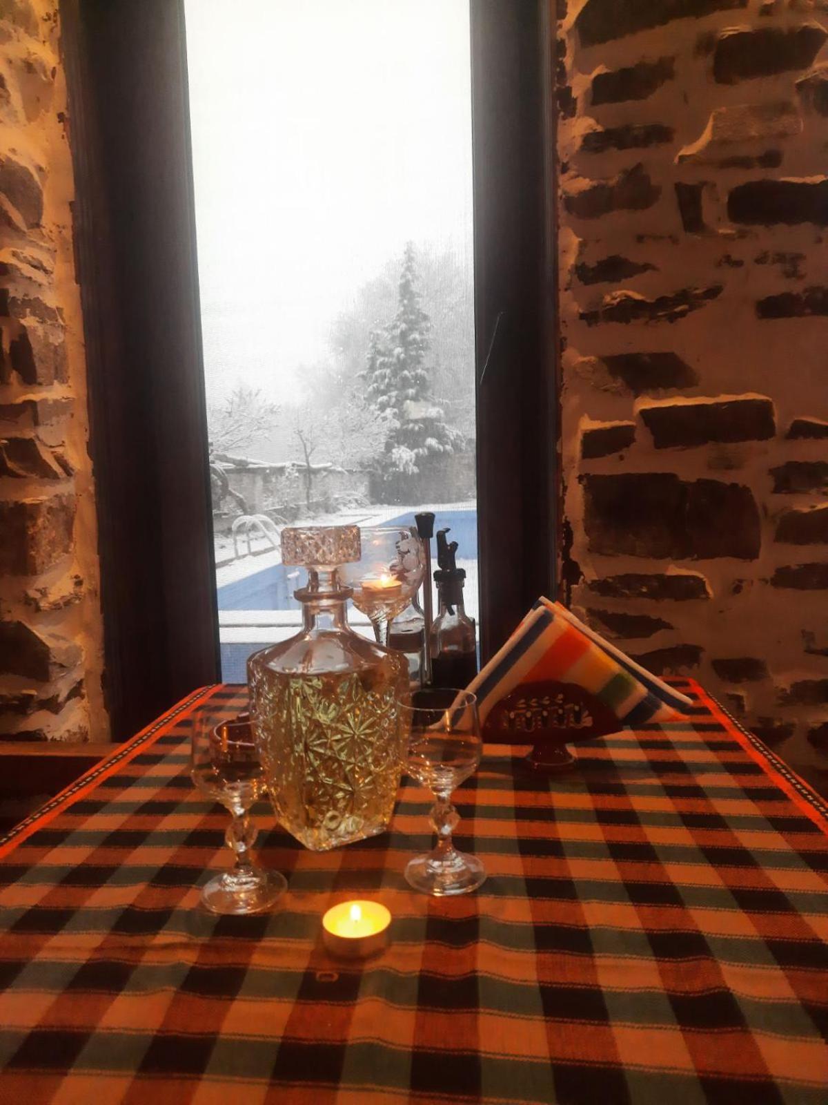Парк - Хотел Макензен Melnik  Buitenkant foto