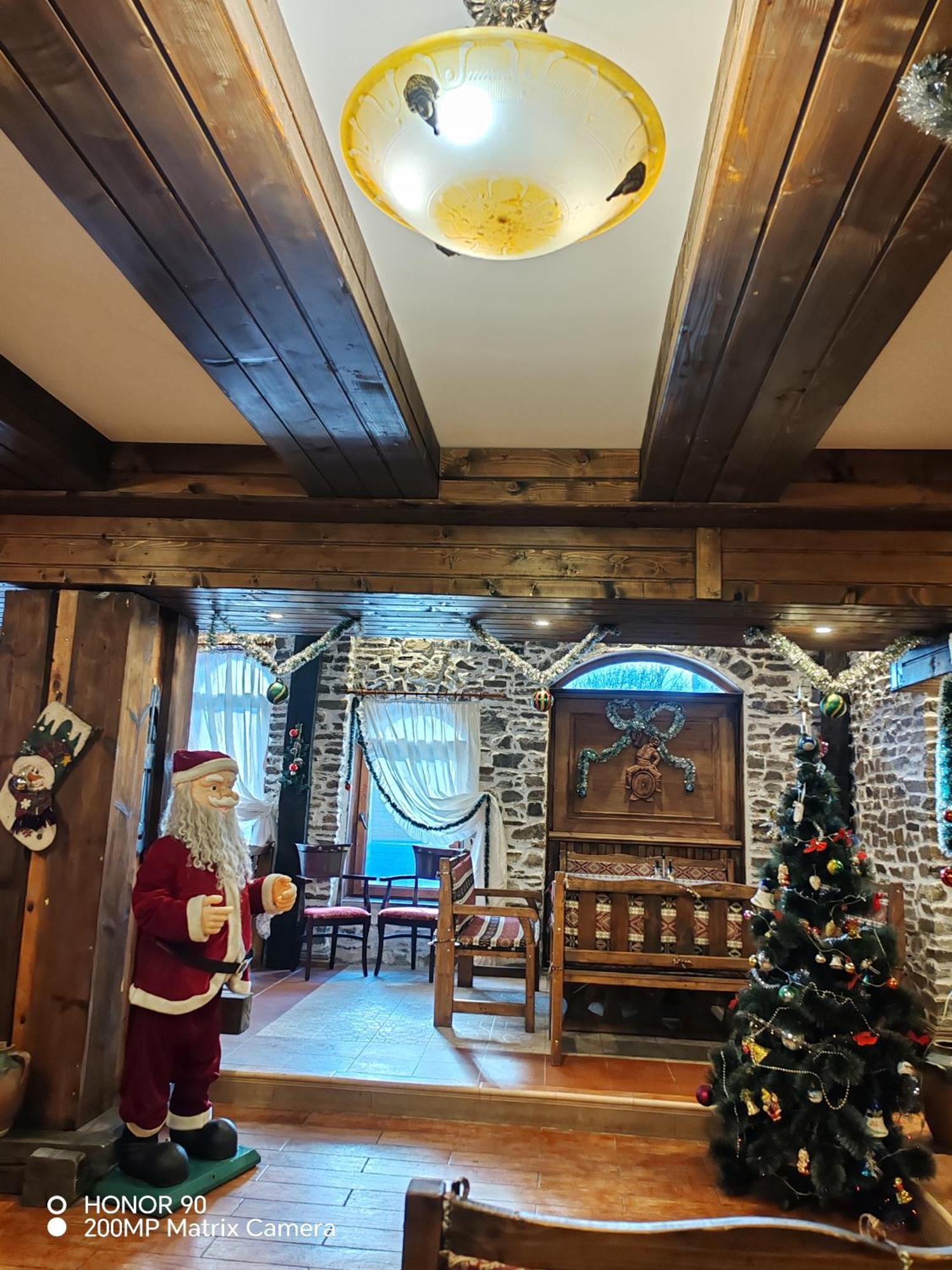 Парк - Хотел Макензен Melnik  Buitenkant foto